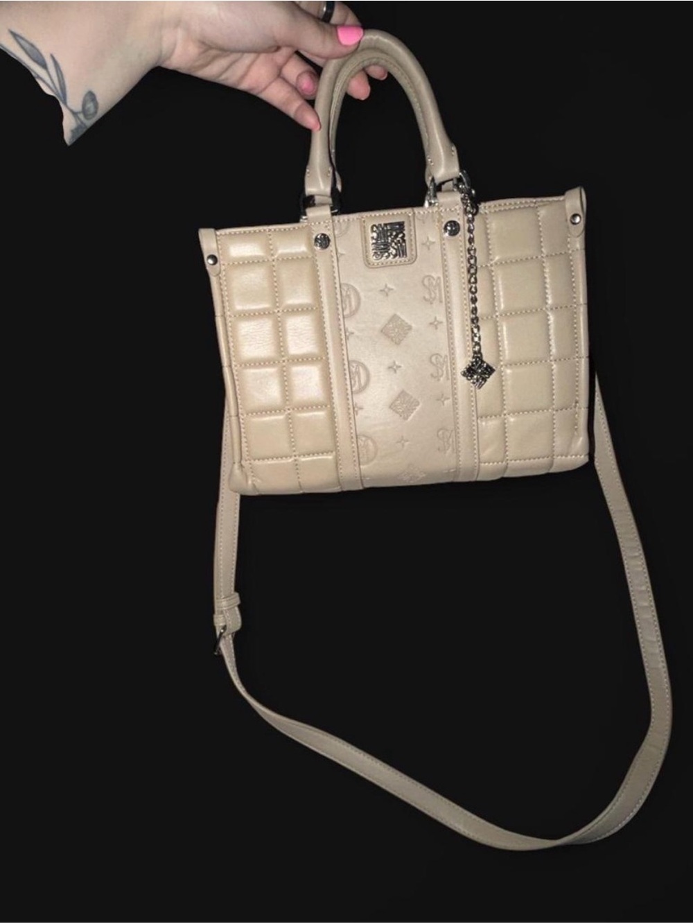 Steve Madden Cream Crossbody Purse with Chain Charm